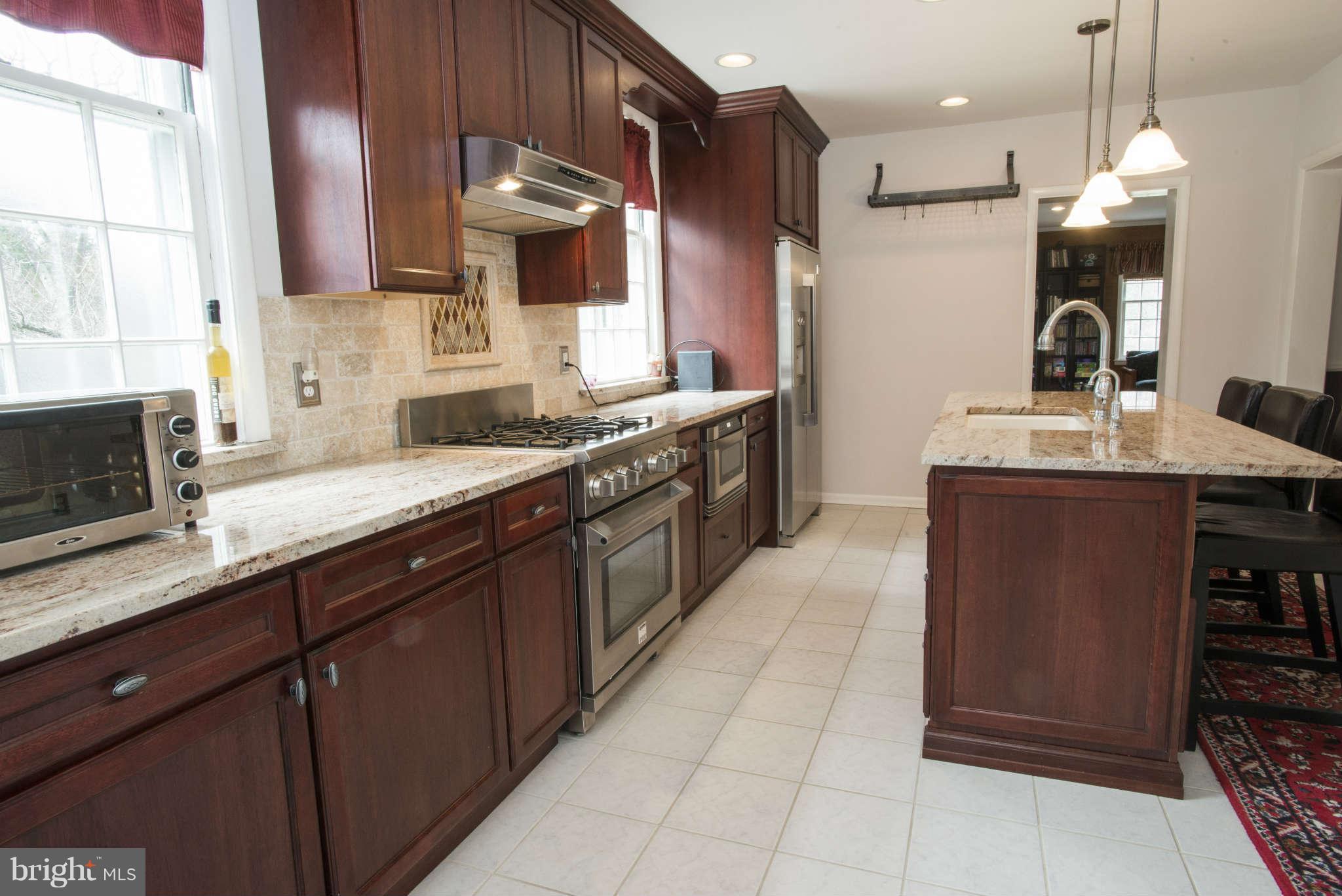 106 St Martins Road Baltimore, MD 21218 - Photo 9 of 25 Kitchen 2