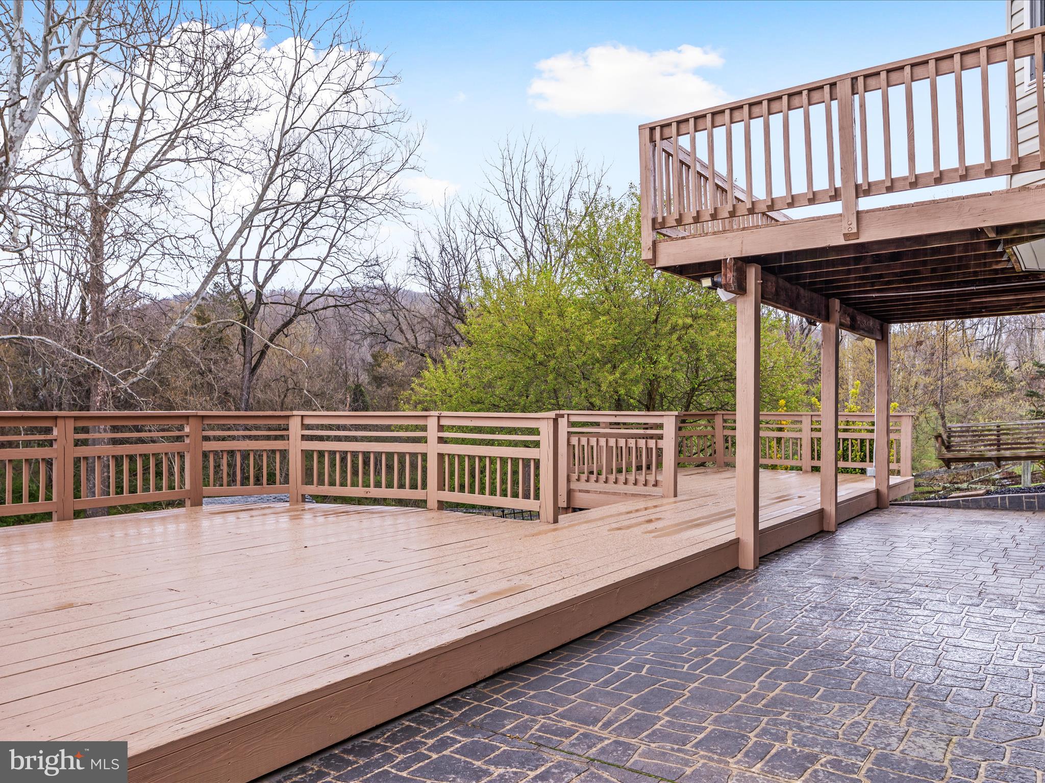 1446 Canterbury Road Front Royal, VA 22630 - Photo 43 of 58 Upper Level Patio
