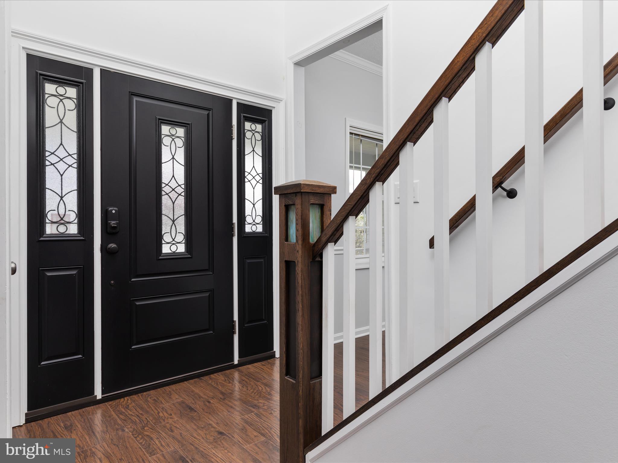 1446 Canterbury Road Front Royal, VA 22630 - Photo 7 of 58 Foyer