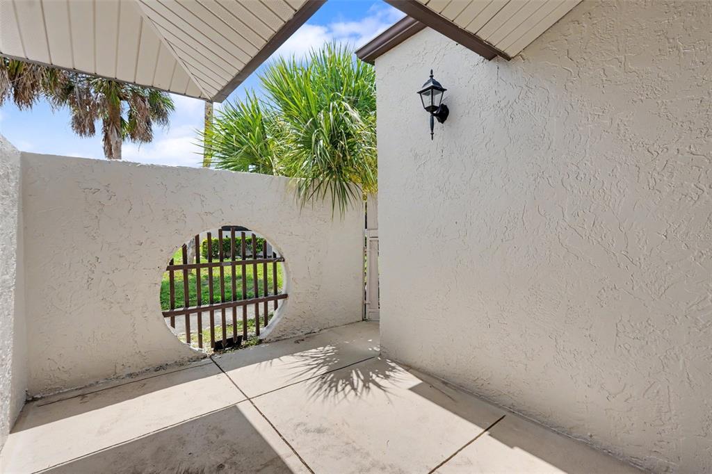 1502 16th Circle Southeast, Unit 28 Largo, FL 33771 - Photo 29 of 48