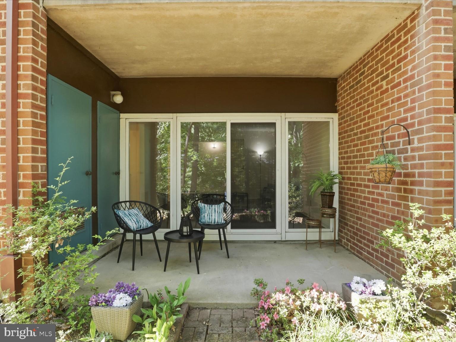 11809 Breton Court, Unit 2B Reston, VA 20191 - Photo 7 of 29 a outdoor space with furniture