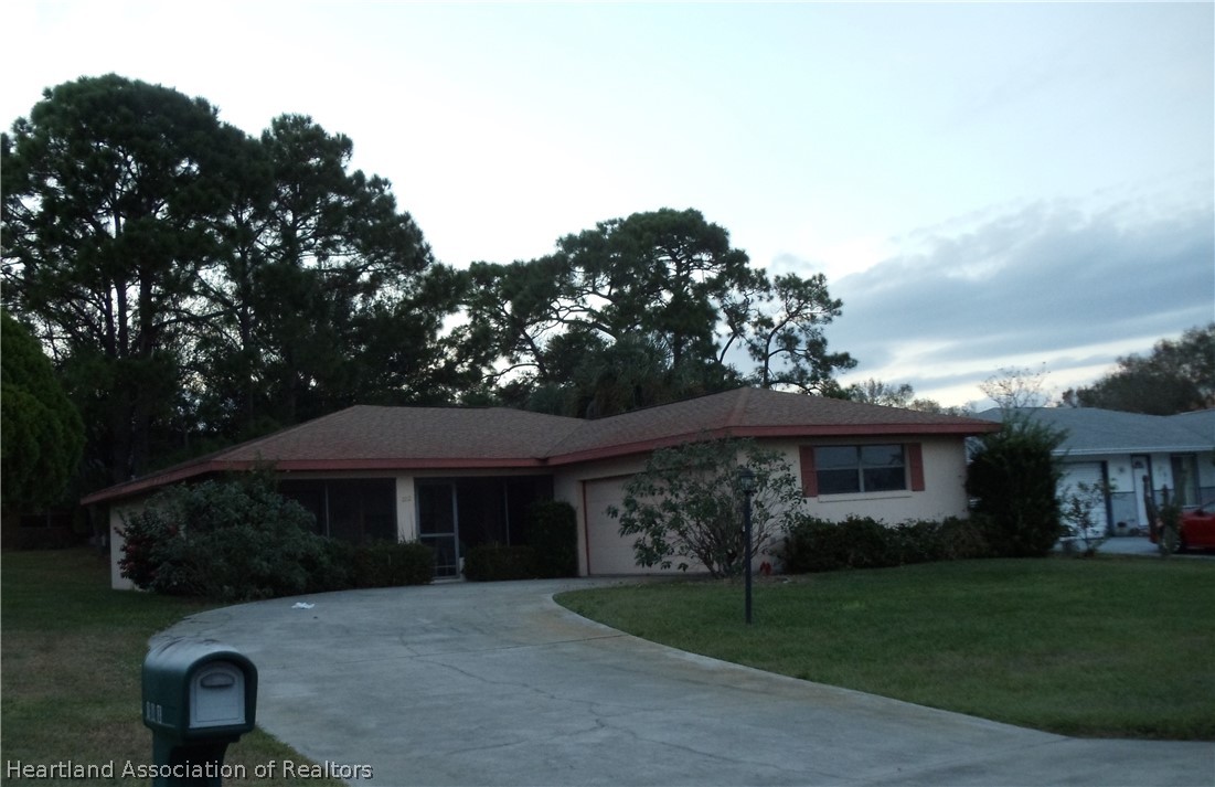 102 Loquat Road Northeast Lake Placid, FL 33852 - Photo 1 of 17 Gallery Image 1