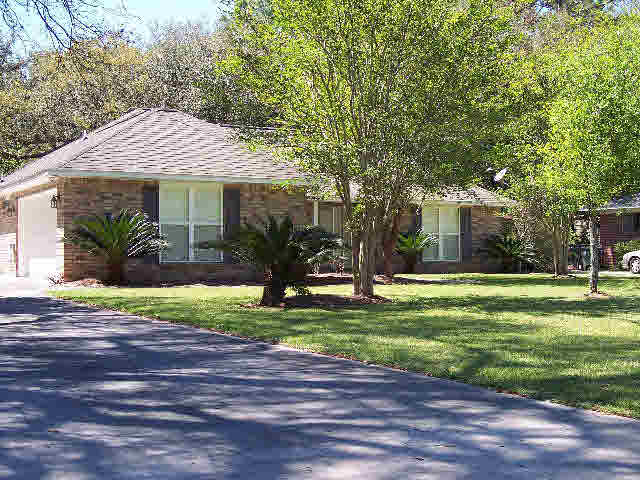 7405 Fairmont Drive Foley, AL 36535 - Photo 2 of 40