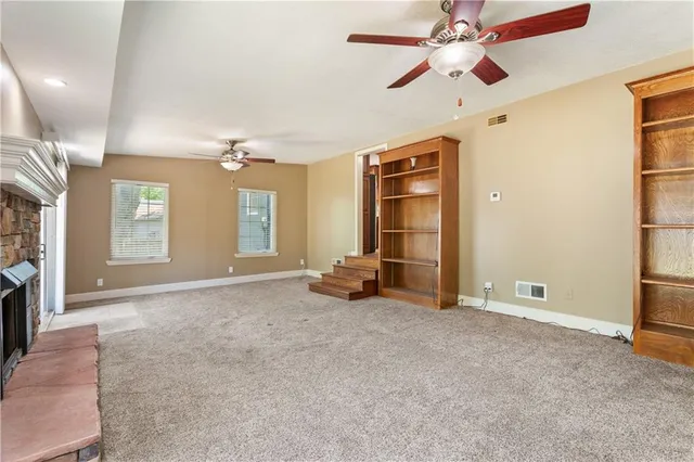 $265,000 | 804 Northwest Maynard Street, Blue Springs, MO 64015