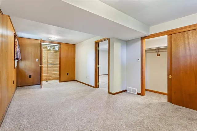 $265,000 | 804 Northwest Maynard Street, Blue Springs, MO 64015