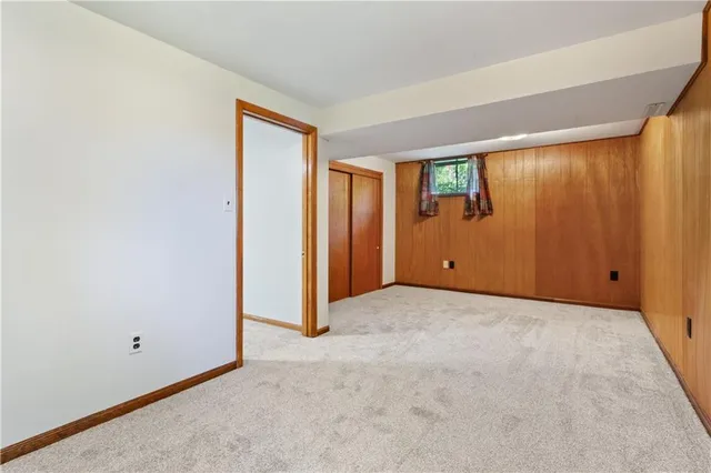 $265,000 | 804 Northwest Maynard Street, Blue Springs, MO 64015