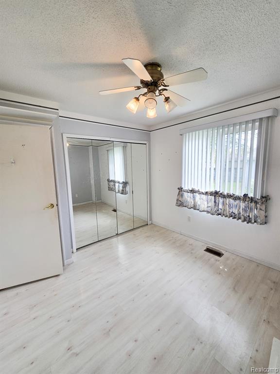 12929 Matthews Street Carleton, MI 48117 - Photo 28 of 64