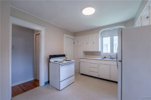 $1,000 | 124 Second Avenue, Unit 1, Herkimer, NY 13350