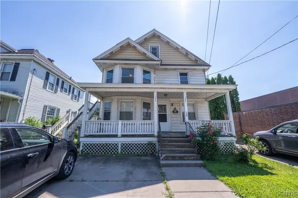 $1,000 | 124 Second Avenue, Unit 1, Herkimer, NY 13350