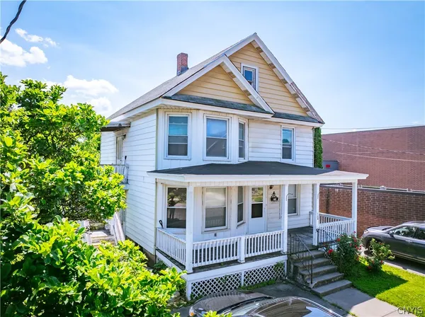 $1,000 | 124 Second Avenue, Unit 1, Herkimer, NY 13350