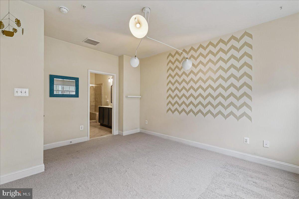 105 Meridian Lane Towson, MD 21286 - Photo 27 of 56 Primary bedroom