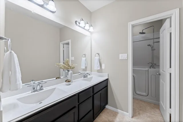 $395,000 | 9219 Turnbull Lane, Rosenberg, TX 77469