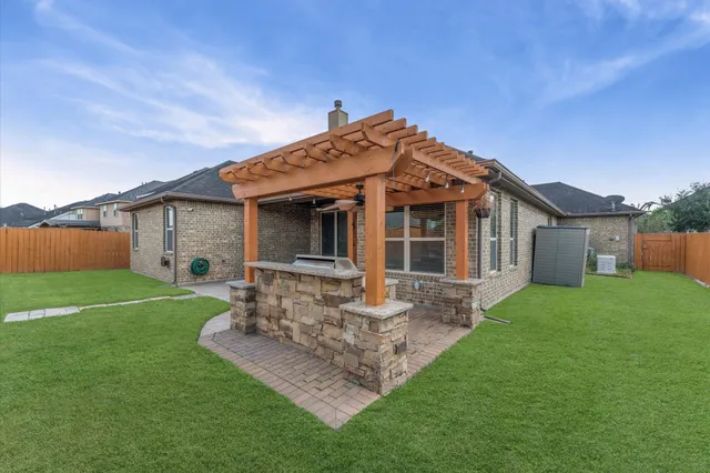 $395,000 | 9219 Turnbull Lane, Rosenberg, TX 77469