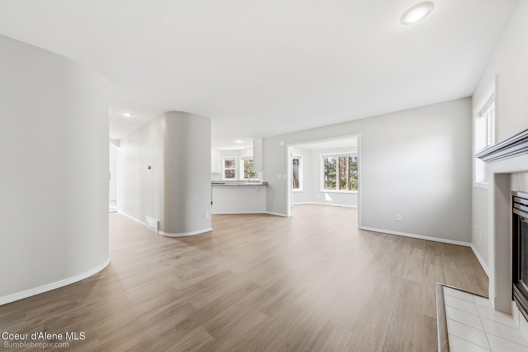 900 South Riverside Harbor Drive Post Falls, ID 83854 - Photo 15 of 54 014_bb193575-14_690