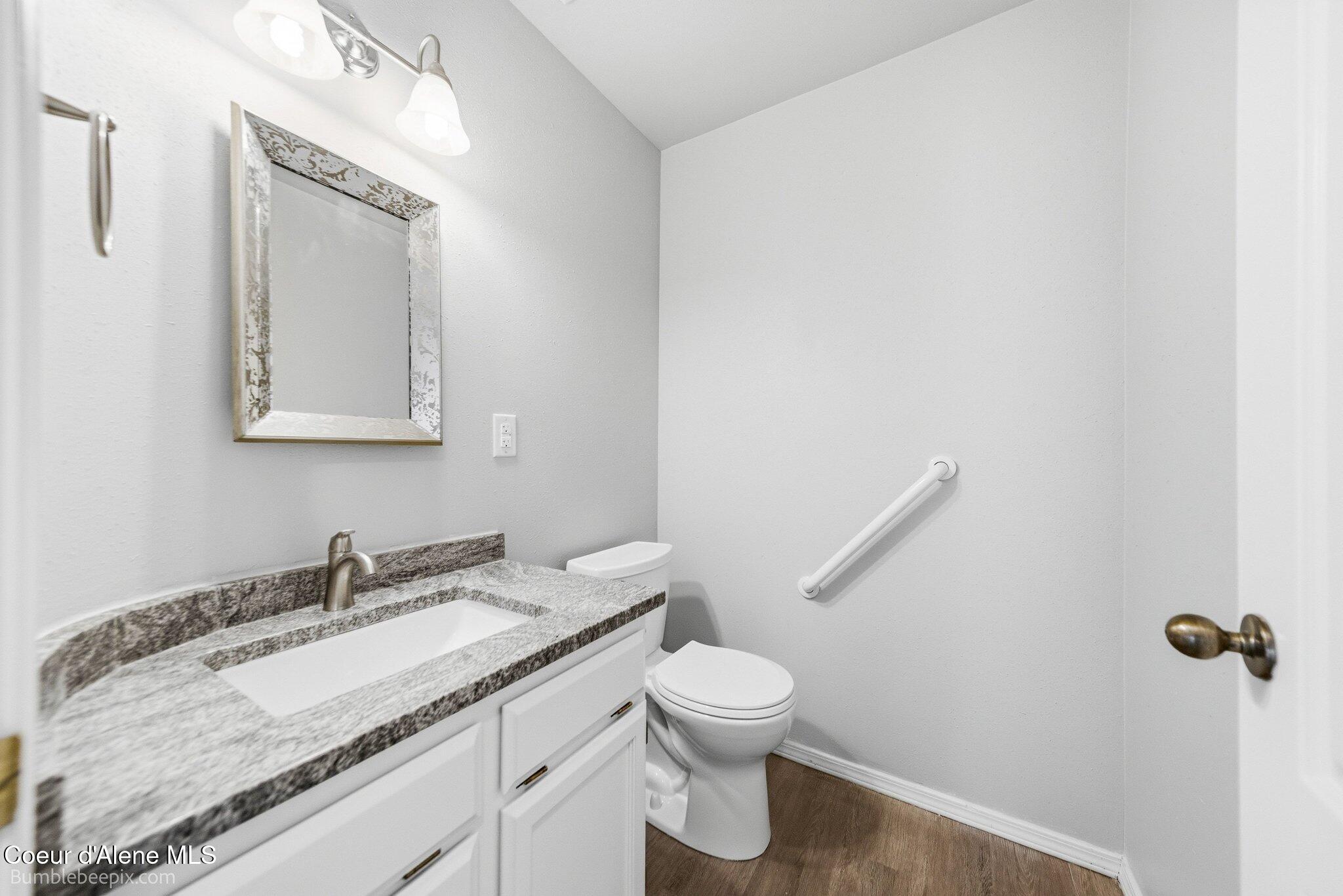 900 South Riverside Harbor Drive Post Falls, ID 83854 - Photo 19 of 54 018_bb193575-18_739