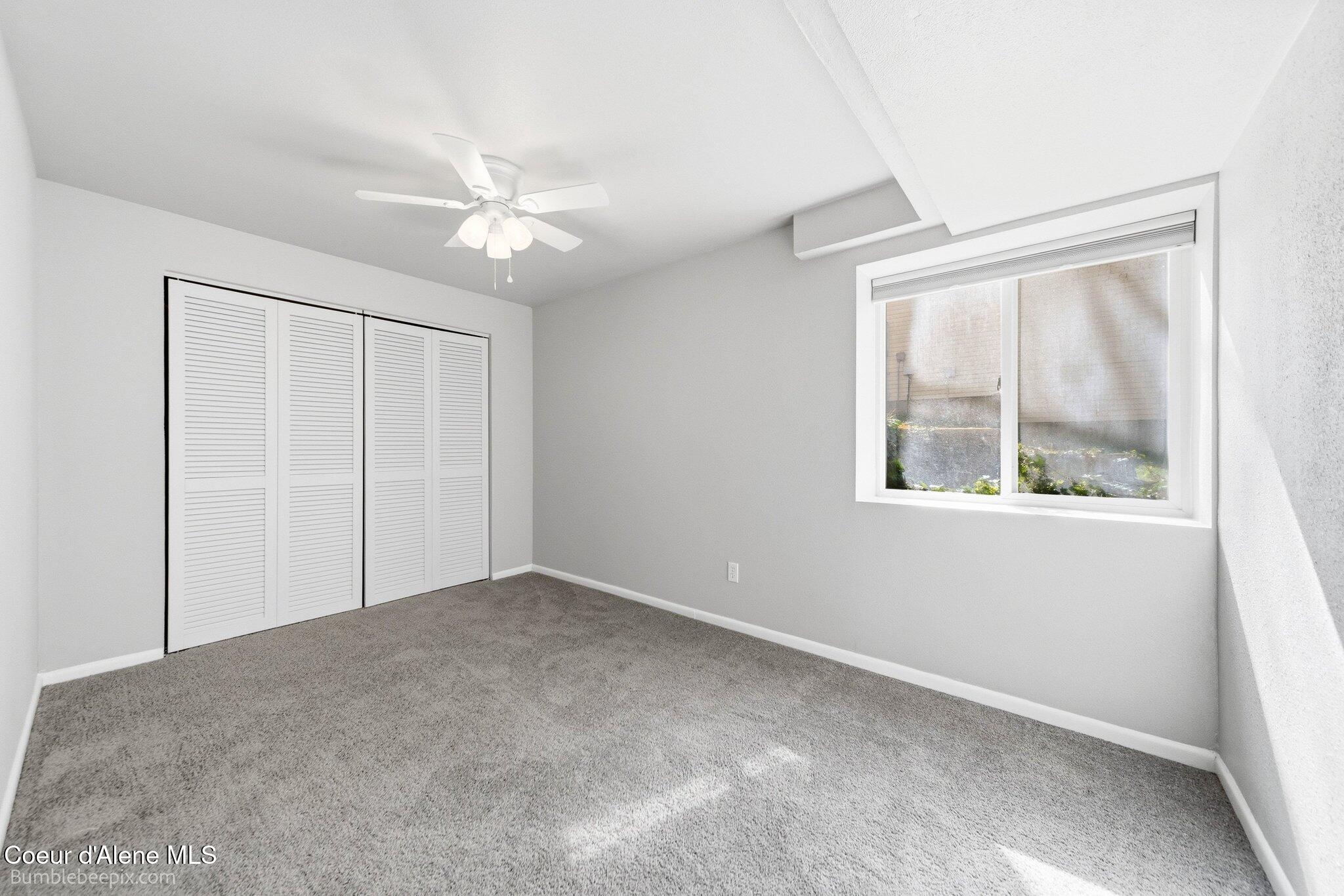 900 South Riverside Harbor Drive Post Falls, ID 83854 - Photo 20 of 54 019_bb193575-19_968