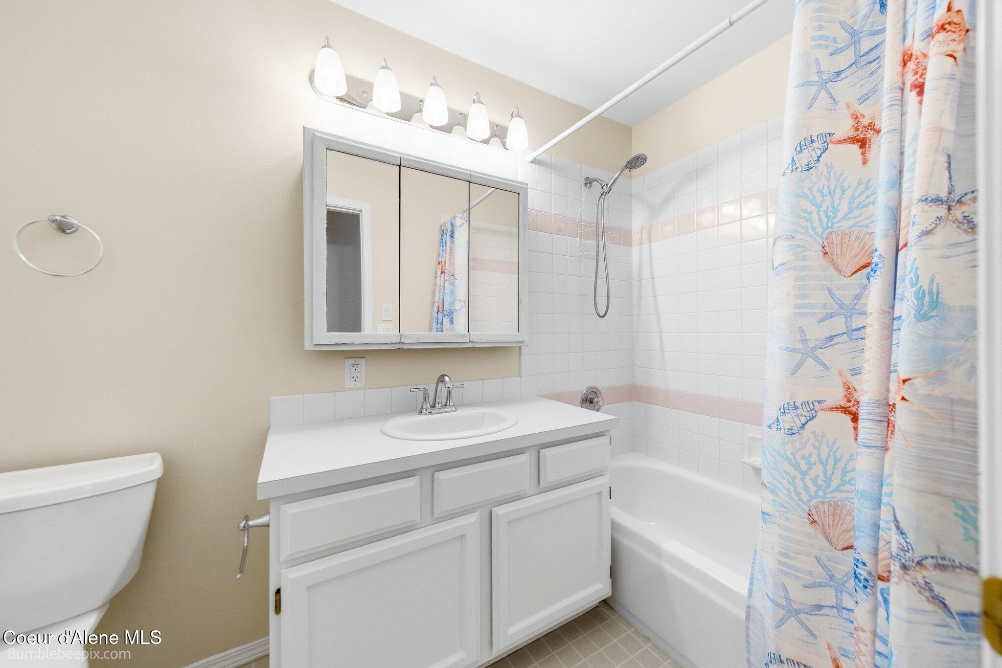 900 South Riverside Harbor Drive Post Falls, ID 83854 - Photo 28 of 54 027_bb193575-27_153