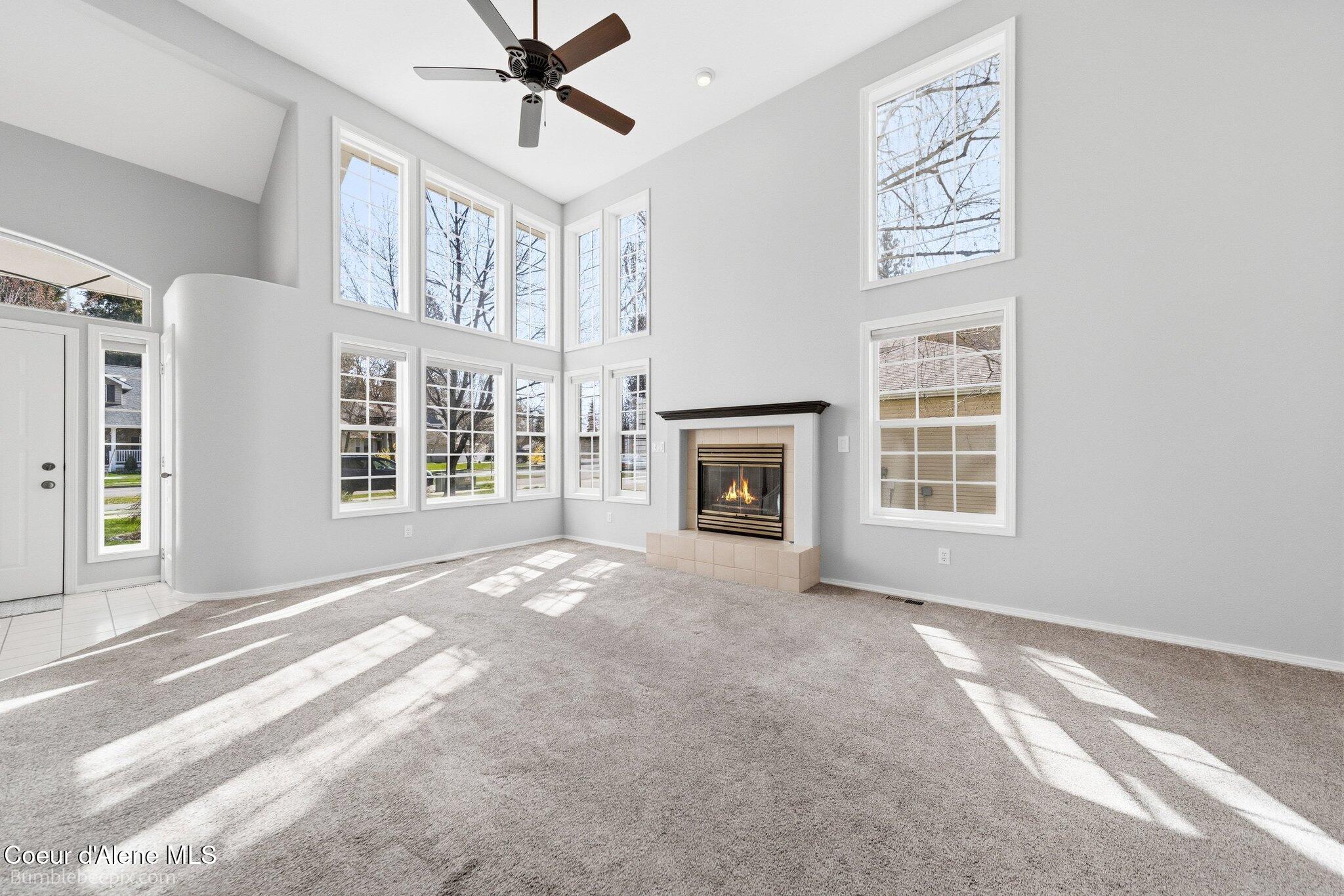 900 South Riverside Harbor Drive Post Falls, ID 83854 - Photo 3 of 54 002_bb193575-2_321