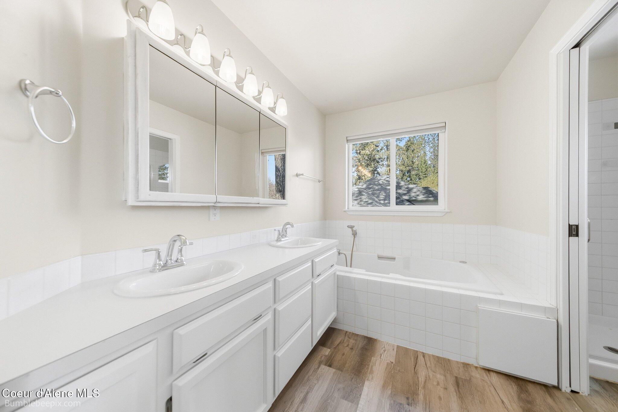 900 South Riverside Harbor Drive Post Falls, ID 83854 - Photo 33 of 54 032_bb193575-32_594