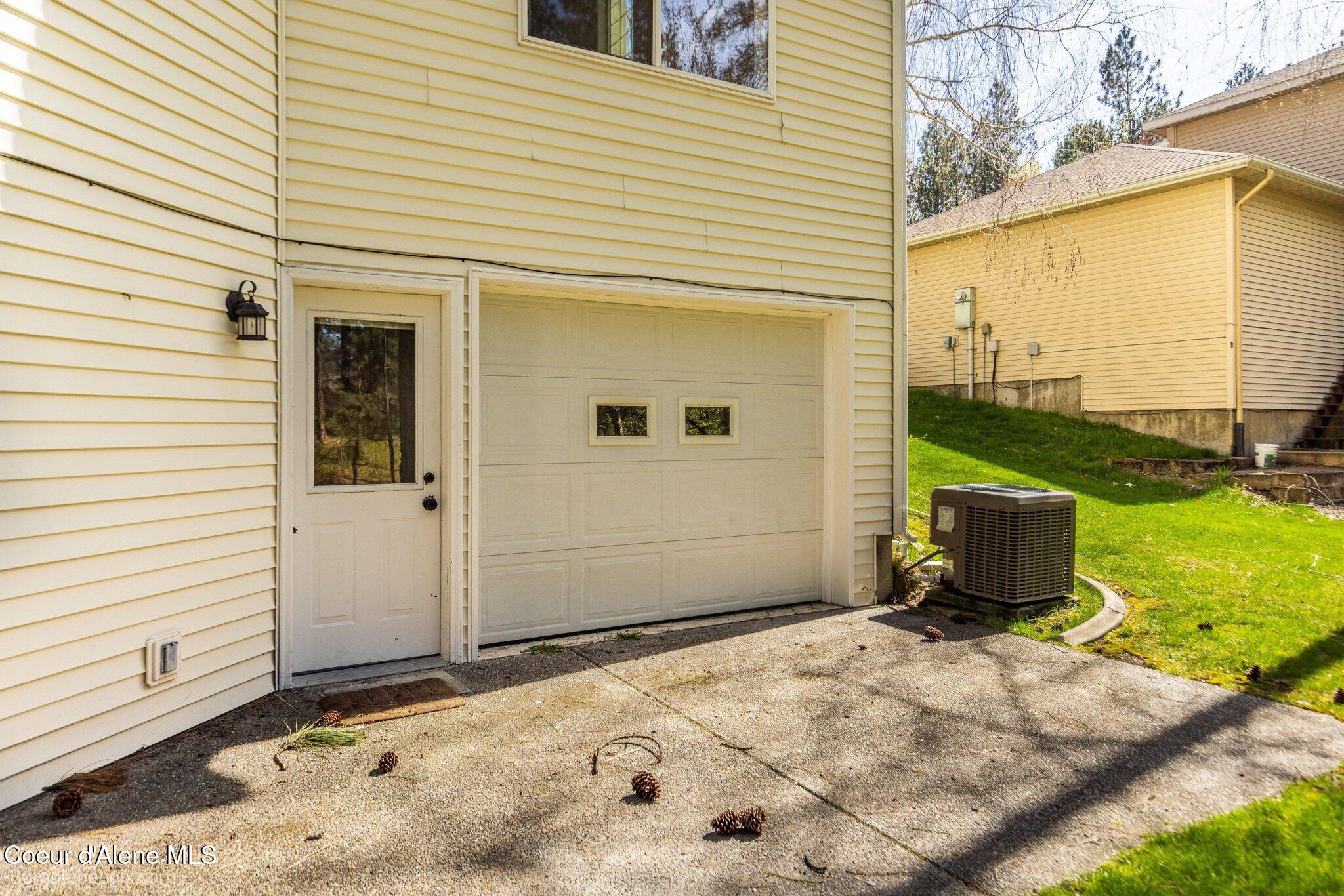 900 South Riverside Harbor Drive Post Falls, ID 83854 - Photo 42 of 54 041_bb193575-41_636