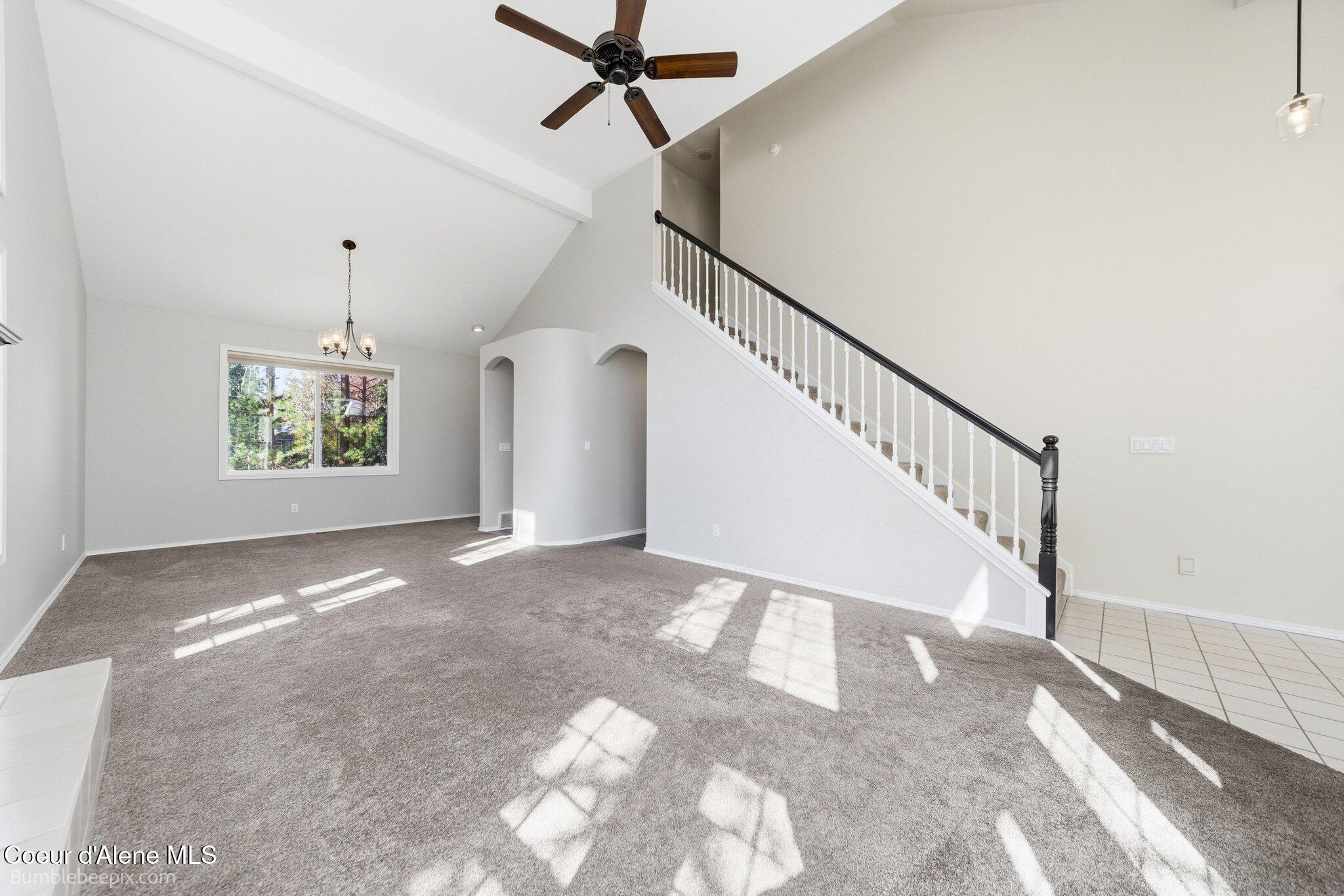 900 South Riverside Harbor Drive Post Falls, ID 83854 - Photo 5 of 54 004_bb193575-4_389