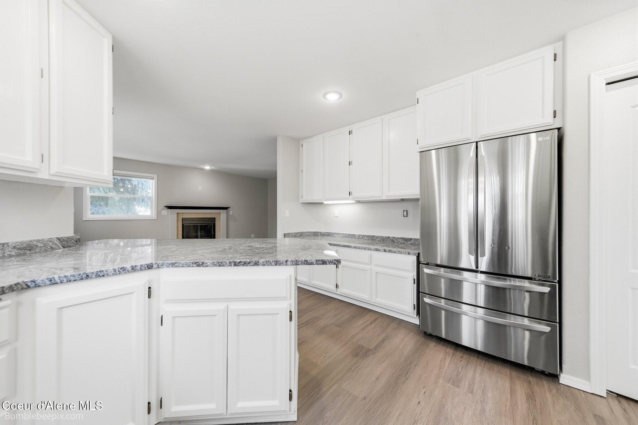 900 South Riverside Harbor Drive Post Falls, ID 83854 - Photo 10 of 54 009_bb193575-9_748