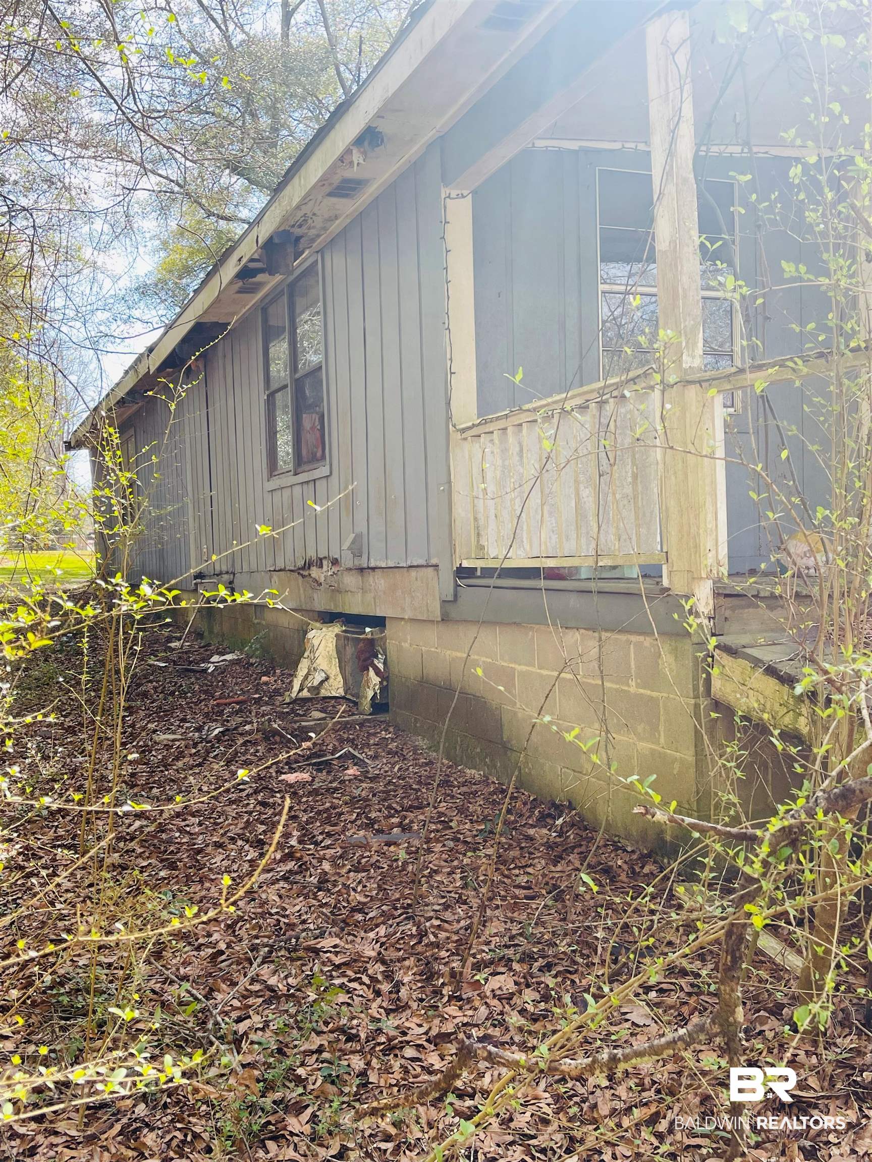 6228 Overlook Road Mobile, AL 36618 - Photo 3 of 4