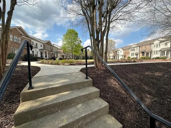 $589,900 | 322 Suwanee Avenue Northwest, Suwanee, GA 30024