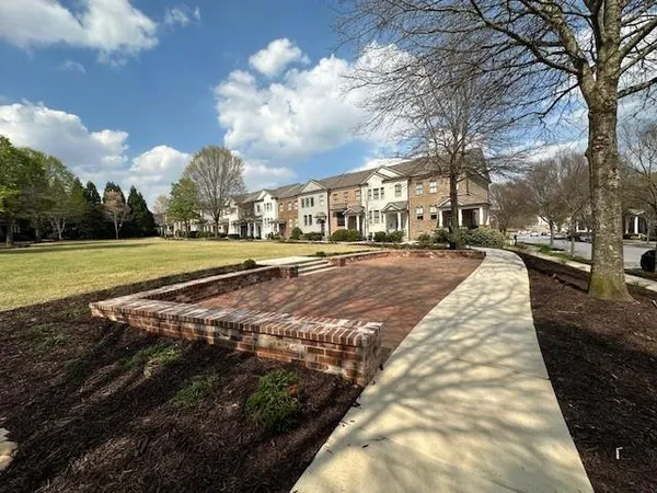 $589,900 | 322 Suwanee Avenue Northwest, Suwanee, GA 30024