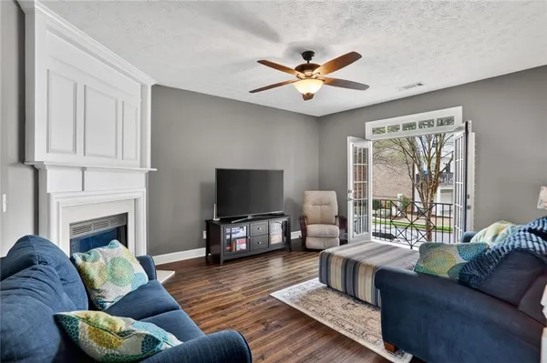 $589,900 | 322 Suwanee Avenue Northwest, Suwanee, GA 30024