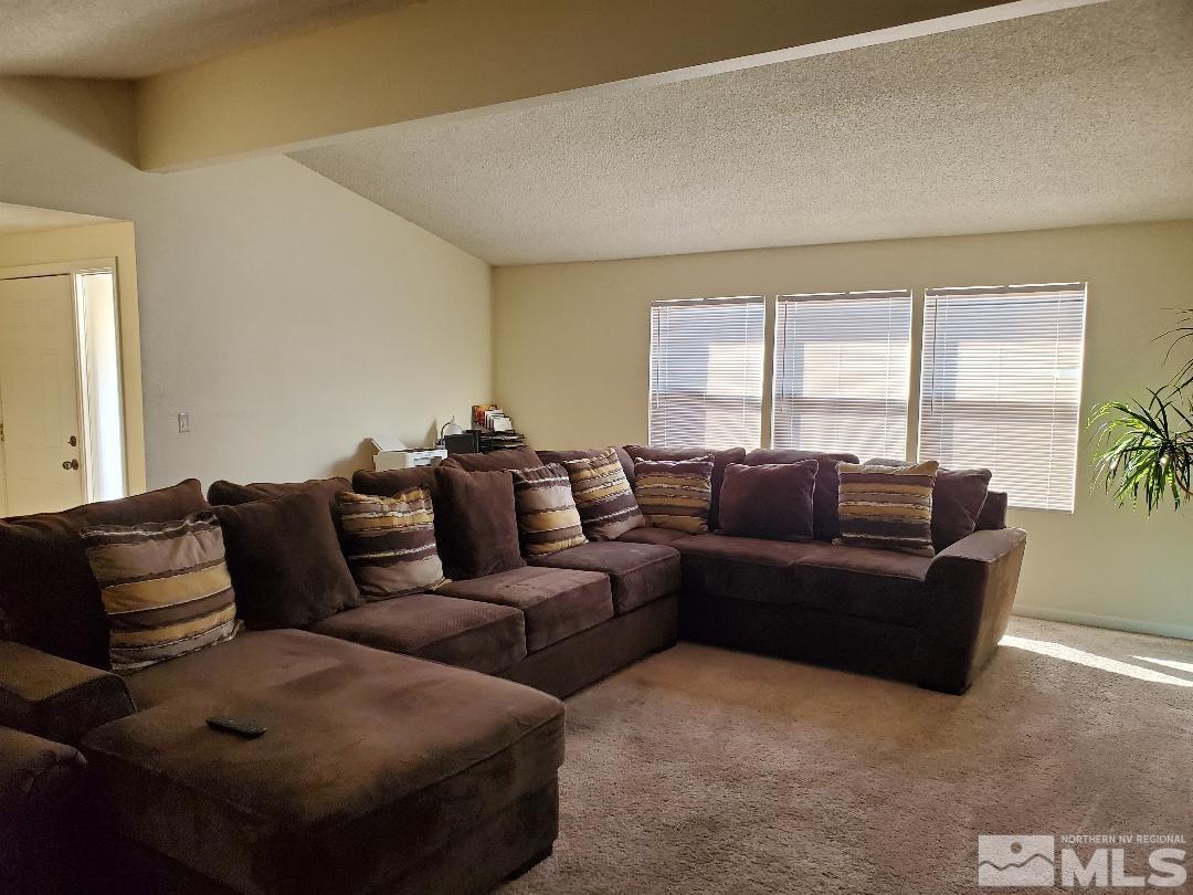 2725 Daffodil Way Reno, NV 89512 - Photo 5 of 15 Photo 5