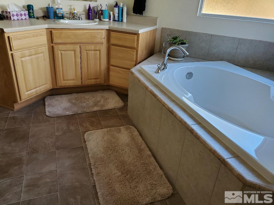 2725 Daffodil Way Reno, NV 89512 - Photo 9 of 15 Photo 9