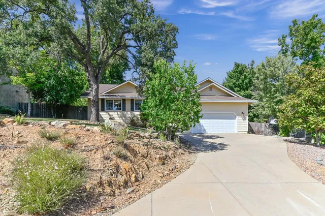 $525,000 | 735 Live Oak Drive, Angels Camp, CA 95222