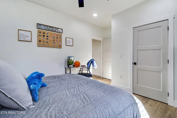 $1,200,000 | 422 Peach Lane, Jamestown, TN 38556