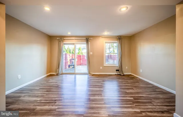 $2,600 | 1412 Cottonwood Court, Woodbridge, VA 22191