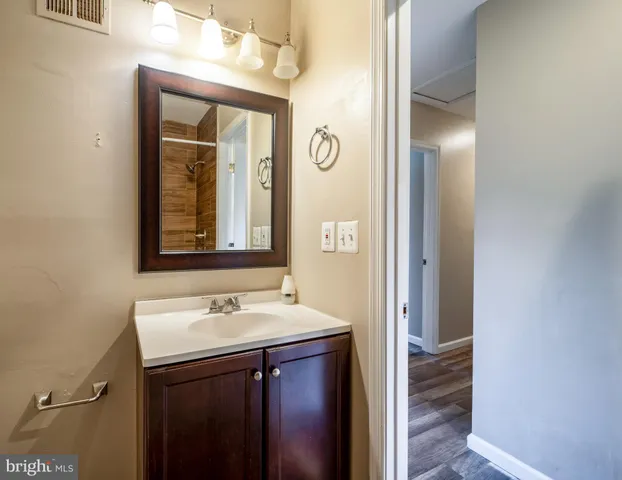 $2,600 | 1412 Cottonwood Court, Woodbridge, VA 22191