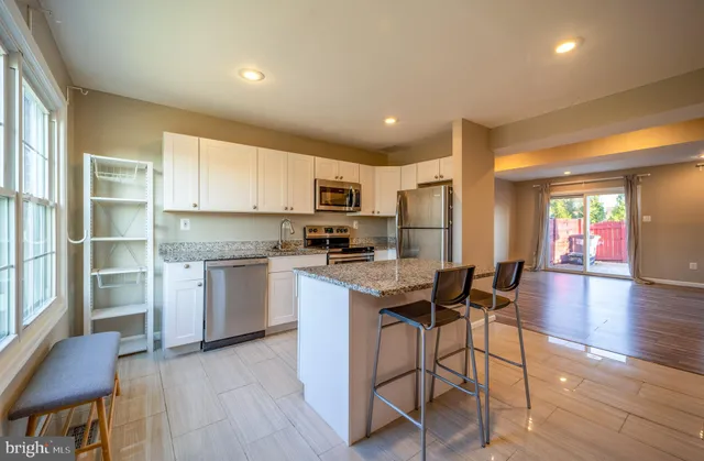 $2,600 | 1412 Cottonwood Court, Woodbridge, VA 22191