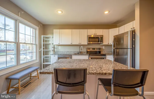 $2,600 | 1412 Cottonwood Court, Woodbridge, VA 22191