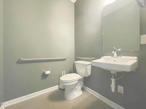 $850 | 3735 Junction Boulevard, Raleigh, NC 27603