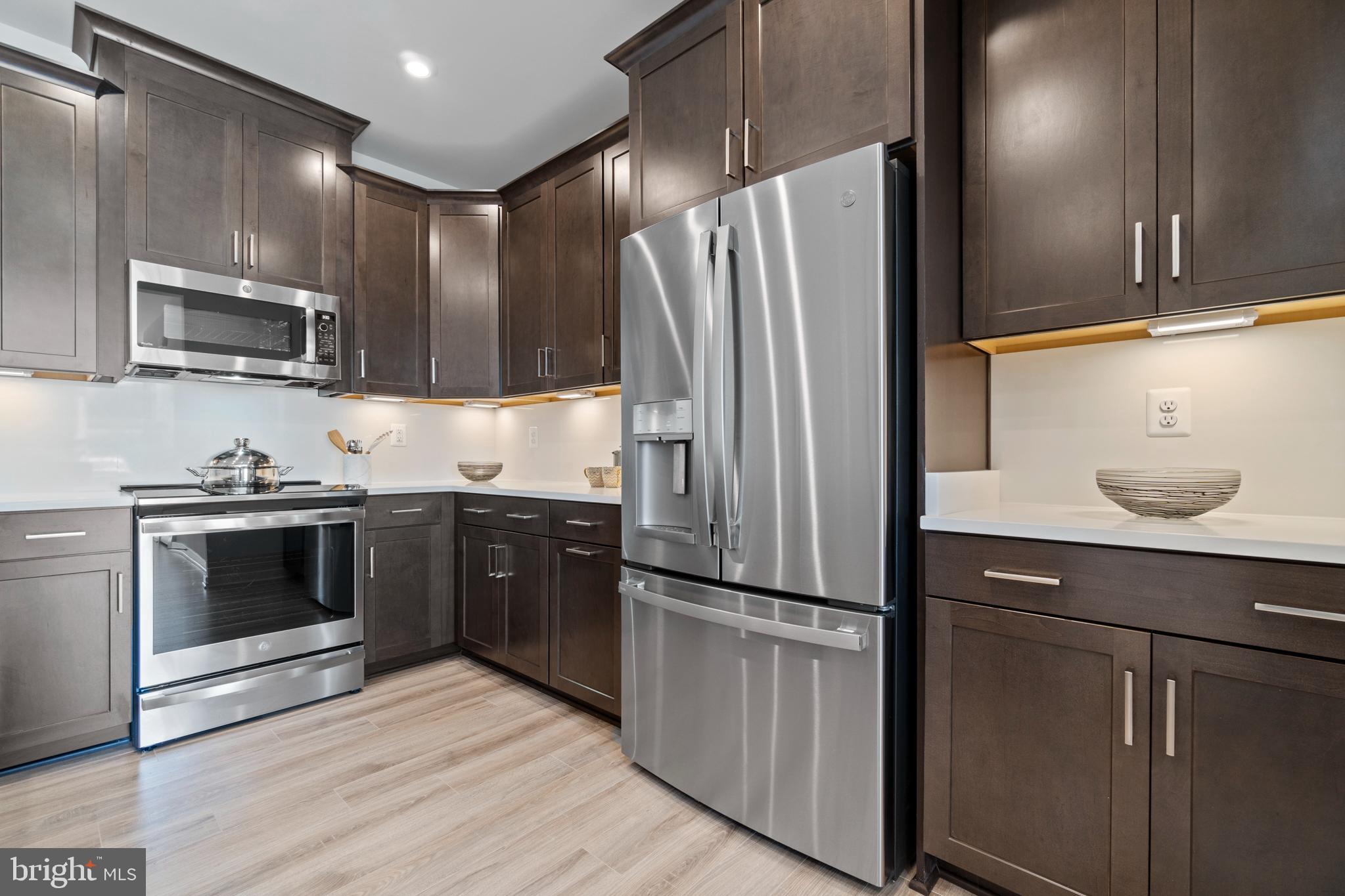 20276 Newfoundland Square Ashburn, VA 20147 - Photo 12 of 40