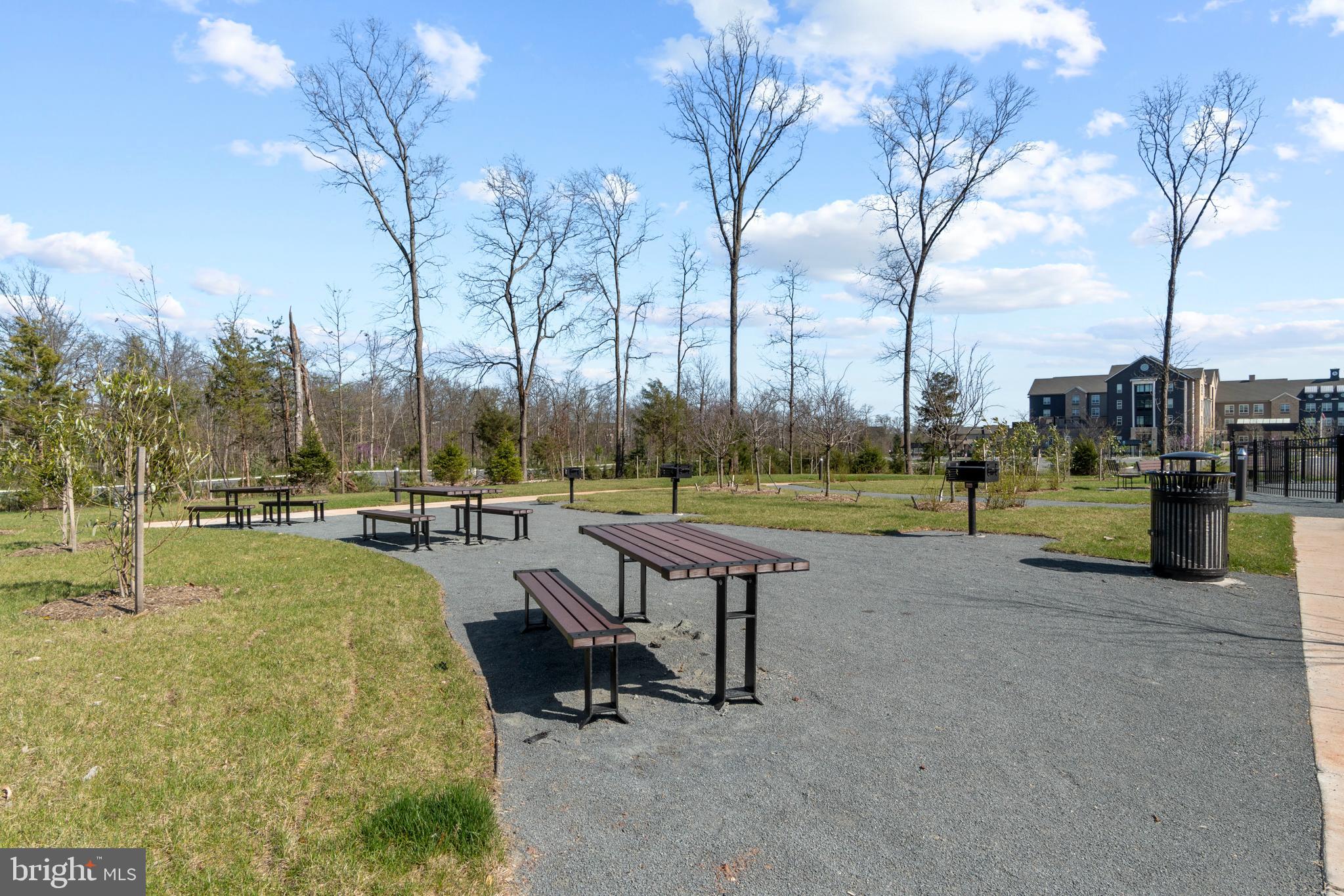20276 Newfoundland Square Ashburn, VA 20147 - Photo 29 of 40
