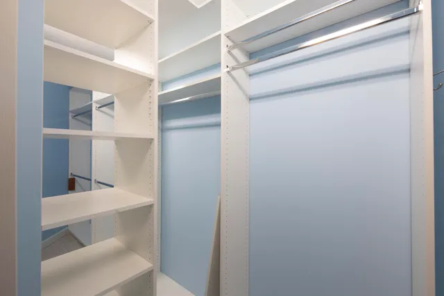 a view of walk in closet