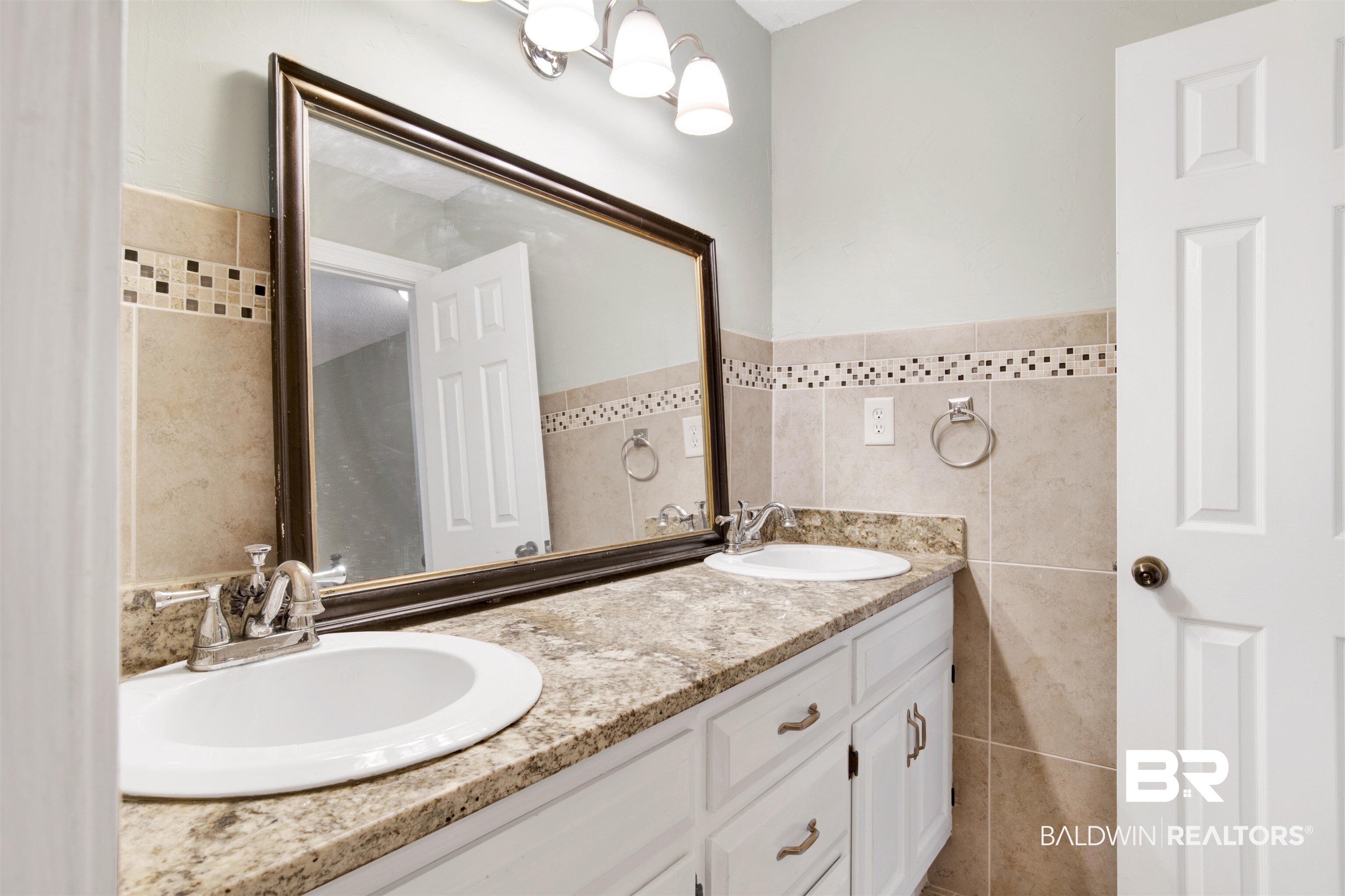 100 Moore Circle Daphne, AL 36526 - Photo 29 of 33 Gallery Image 29