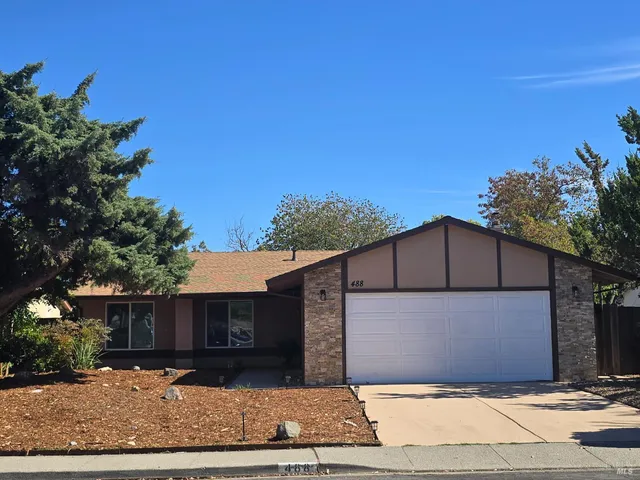 $554,000 | 488 Edwin Drive, Vacaville, CA 95687
