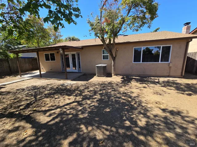 $554,000 | 488 Edwin Drive, Vacaville, CA 95687