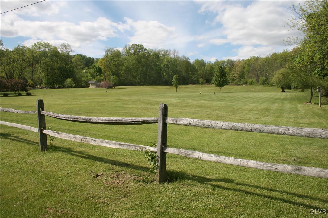2497 Easton Road Hellertown, PA 18055 - Photo 8 of 49 Gallery Image 8