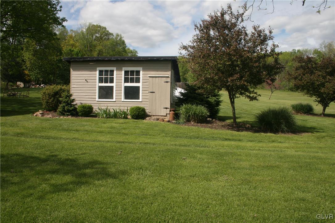 2497 Easton Road Hellertown, PA 18055 - Photo 10 of 49 Gallery Image 10