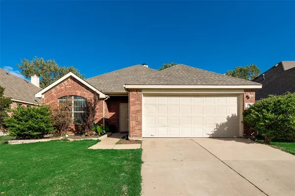 $1,975 | 203 Cedar Creek Drive, Princeton, TX 75407