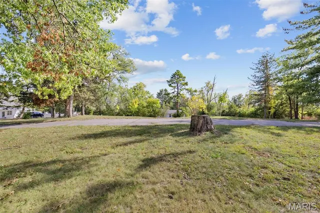 $249,000 | 638 Jeffco Boulevard, Arnold, MO 63010