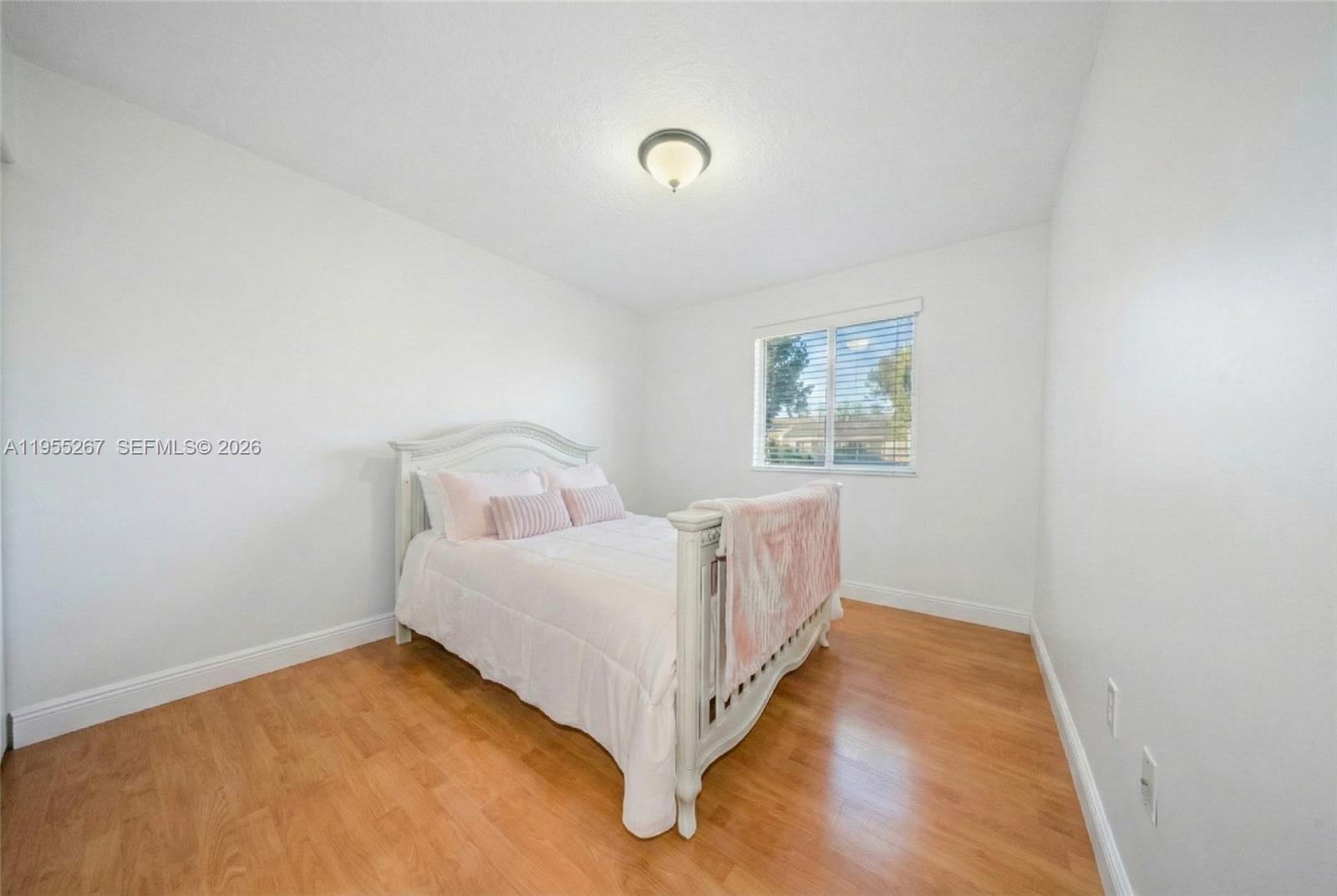 16514 Southwest 68th Terrace Miami, FL 33193 - Photo 16 of 25